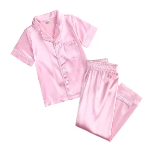 Pyjama en satin lisse