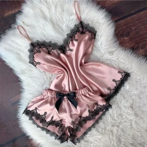 pyjama rose élégant